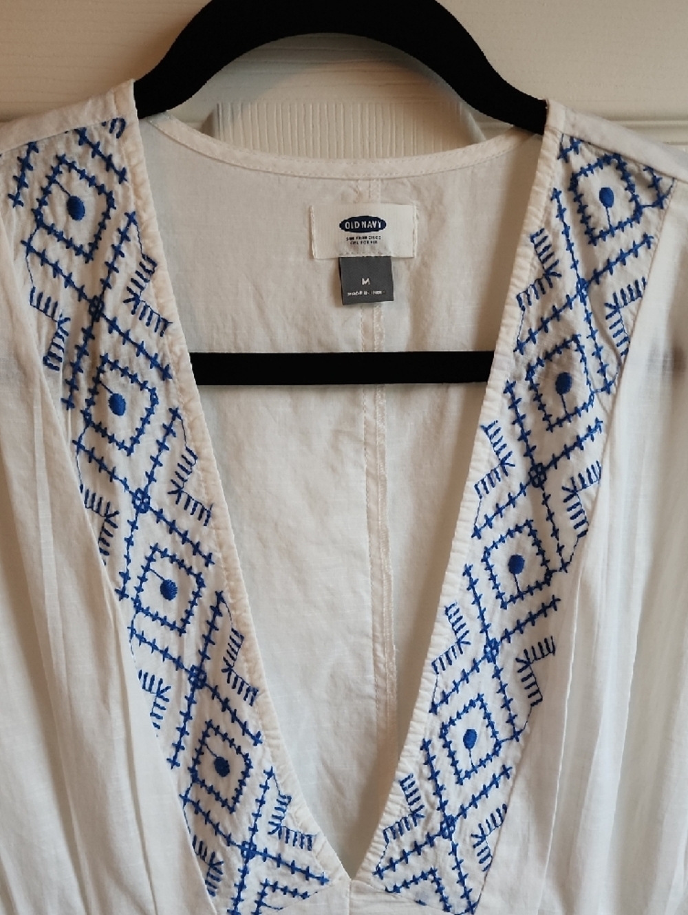 Old Navy White Swim Coverup with Blue Embroidery WORN ONCE! - Picture 3 of 9